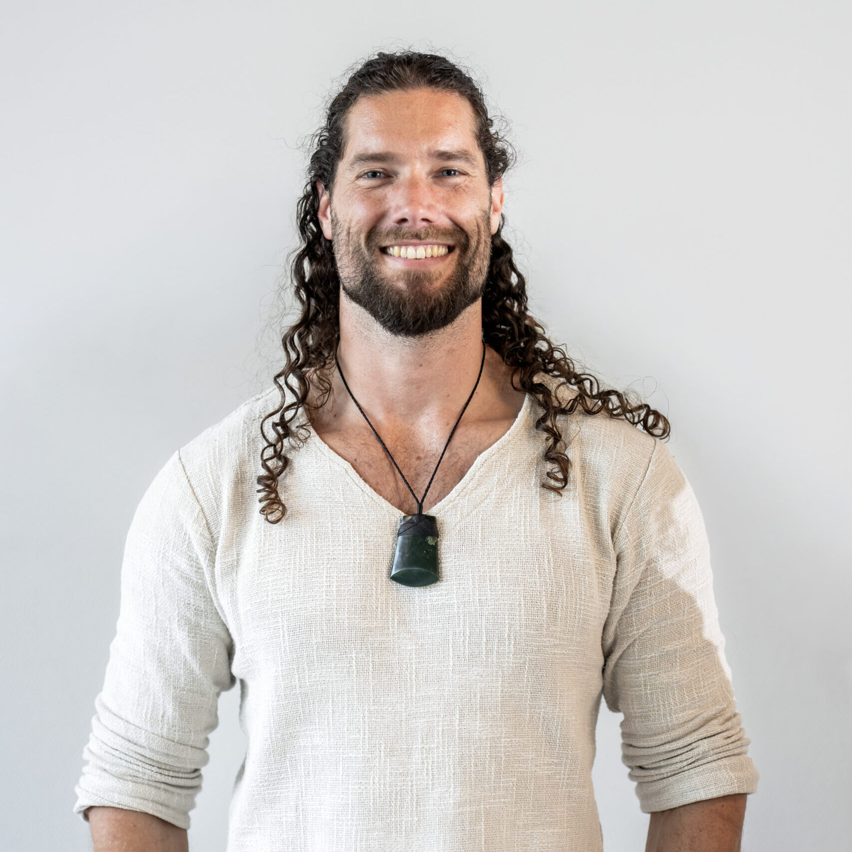 128-260410-Holisticmovement-Team_8-Hexashots